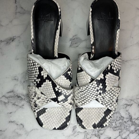 Marc Fisher Snakeskin Embossed Block Heel Sandals 9 - Picture 1 of 6